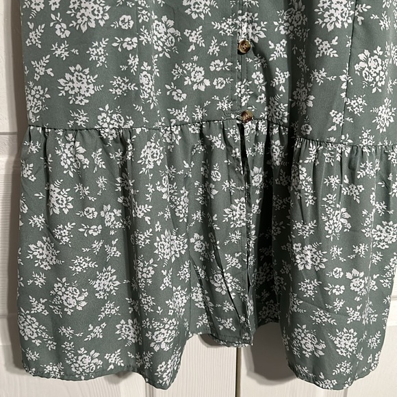 MPH Collection sage green dress, button down, size XL, NWT - Picture 3 of 5